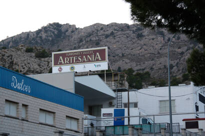 Carteles y vallas en Alicante