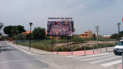 Carteles y vallas en Alicante