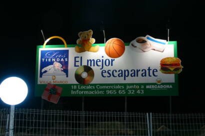 Carteles y vallas en Alicante